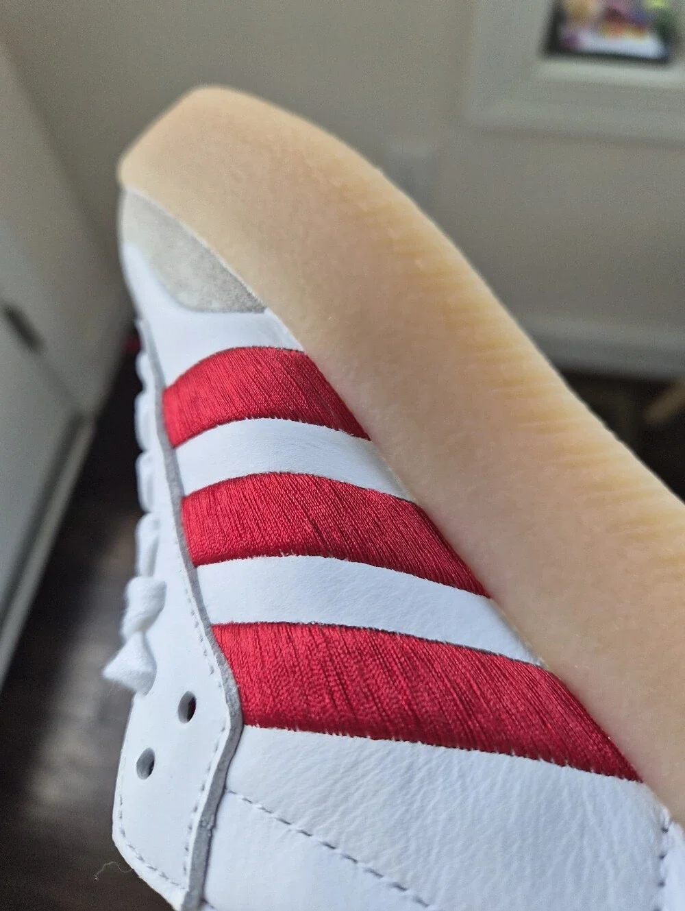 *NWT* [adidas] Samba Sambae Red/White, Size W7 - Picture 8 of 9